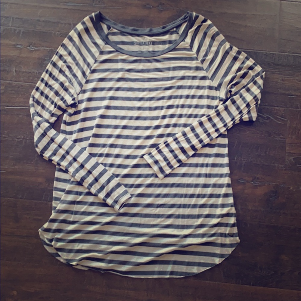 American Eagle Soft & Sexy Long Sleeve